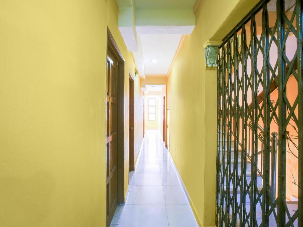 Oyo 89406 Lucky Budget Hotel นิไล ภายนอก รูปภาพ