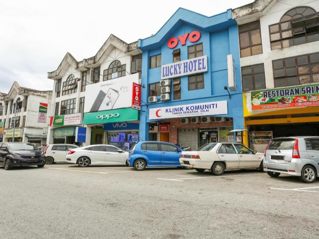Oyo 89406 Lucky Budget Hotel นิไล ภายนอก รูปภาพ