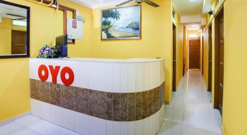 Oyo 89406 Lucky Budget Hotel นิไล ภายนอก รูปภาพ