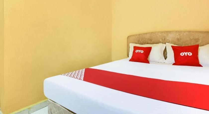 Oyo 89406 Lucky Budget Hotel นิไล ภายนอก รูปภาพ